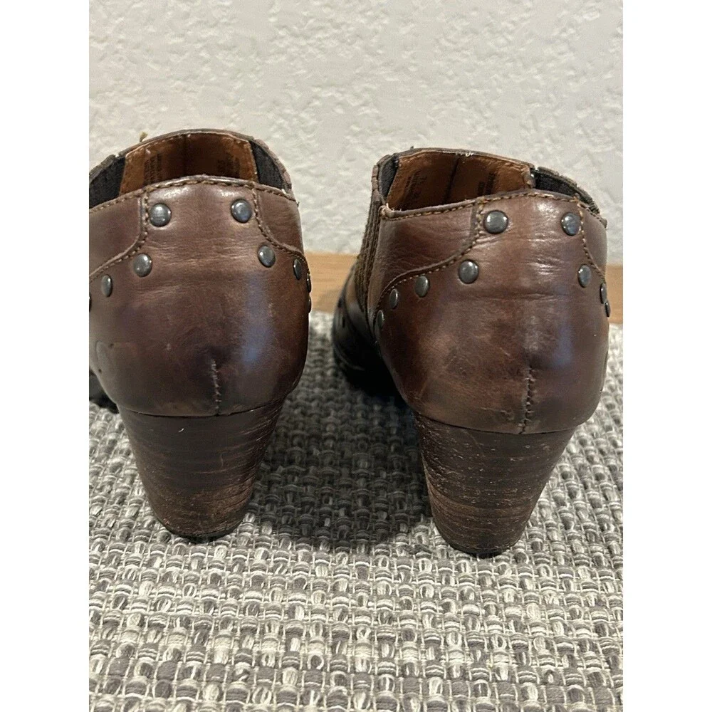 Born Ankle Boots Western Cowboy Brown Leather Studded Size 7.5 Womens Country